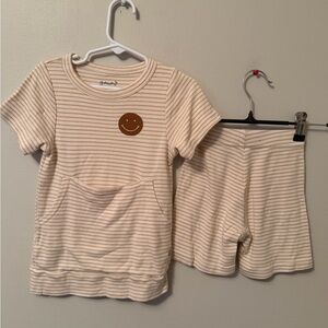 Goumi Striped Kids Pajamas Set with Smiley Face